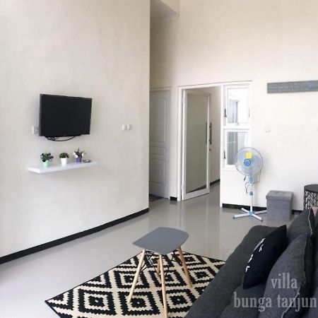 Villa Syariah Bunga Tanjung 16 Batu  Bagian luar foto