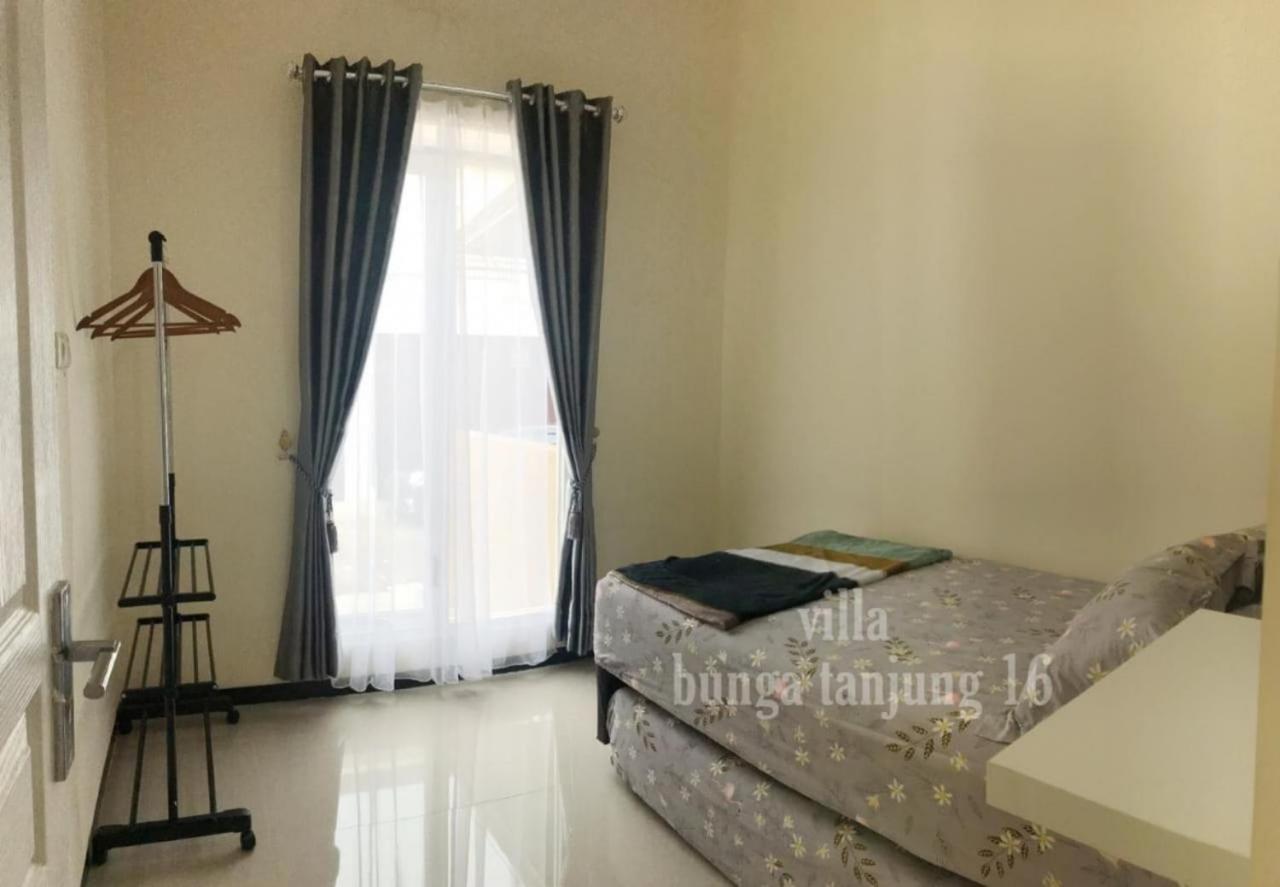 Villa Syariah Bunga Tanjung 16 Batu  Bagian luar foto